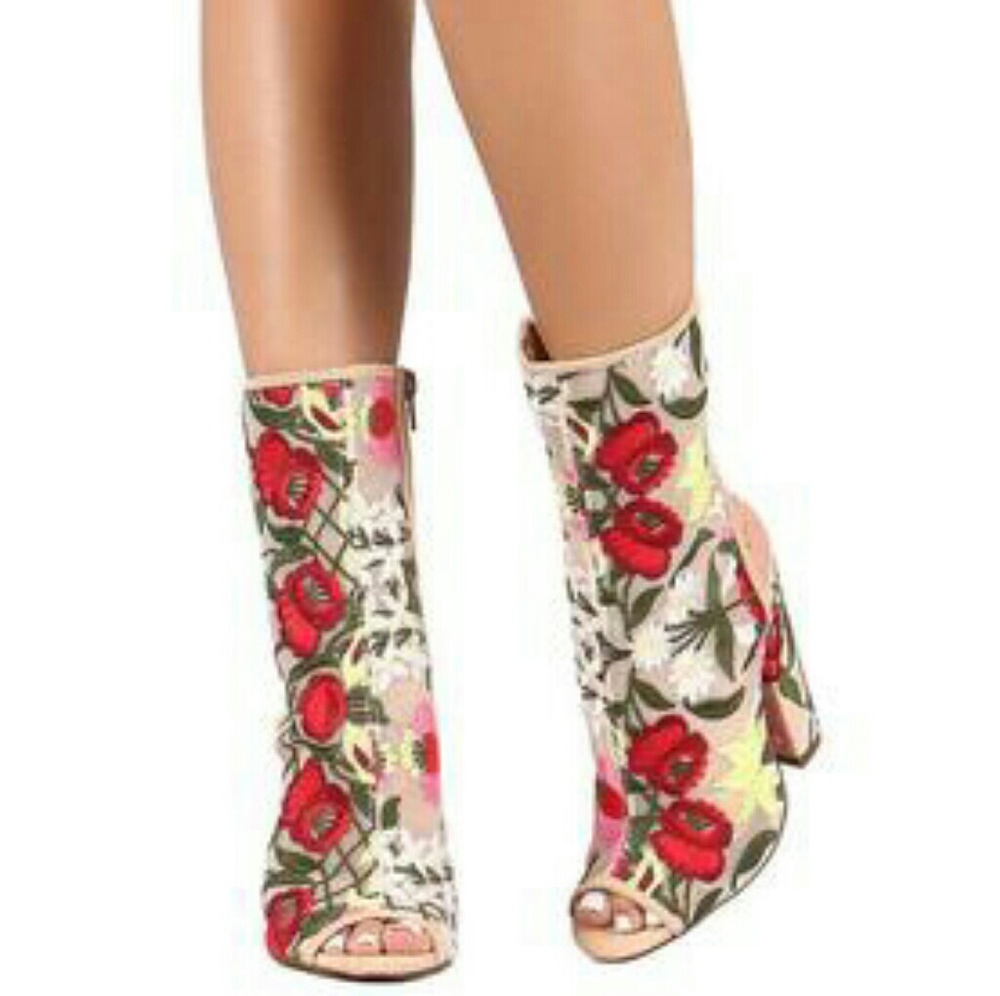 ‼️✨😍💎👠 New Embroidered Open Toe Bootie